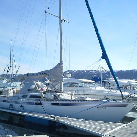 Norwavey, Sleep In A Boat Hotel Krokelvdalen Екстериор снимка