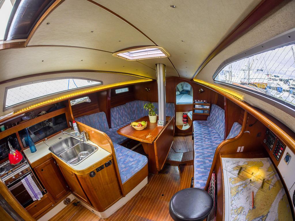 Norwavey, Sleep In A Boat Hotel Krokelvdalen Екстериор снимка