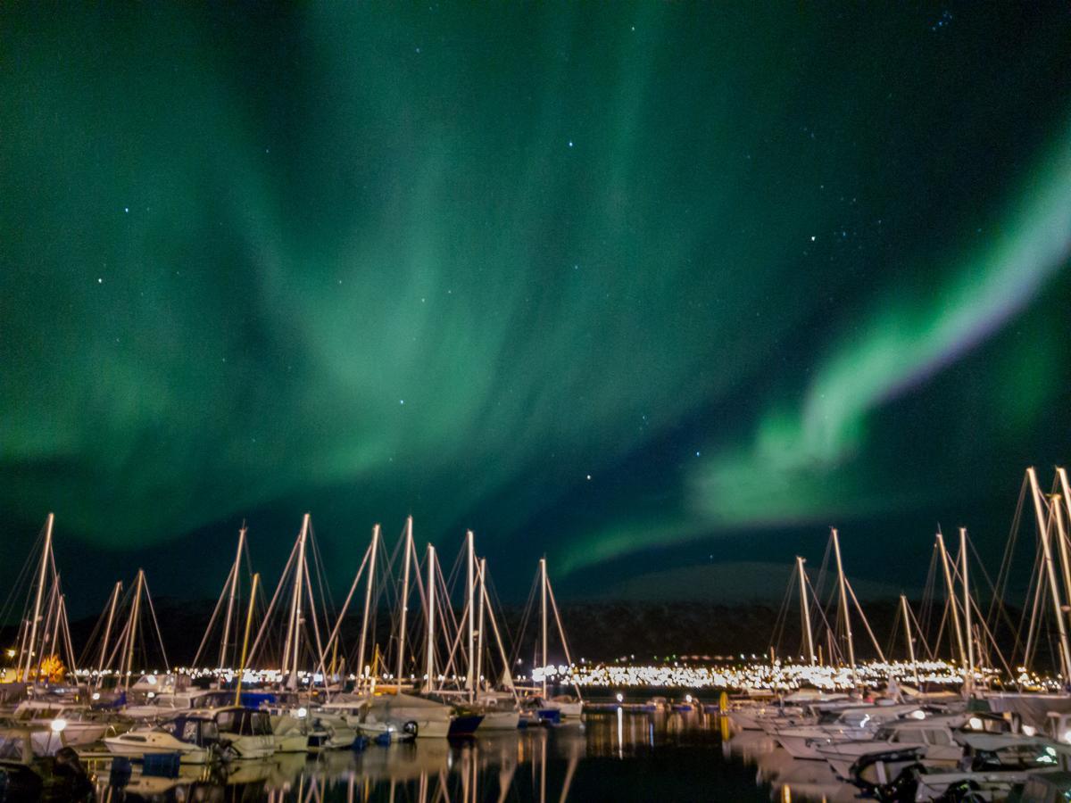 Norwavey, Sleep In A Boat Hotel Krokelvdalen Екстериор снимка